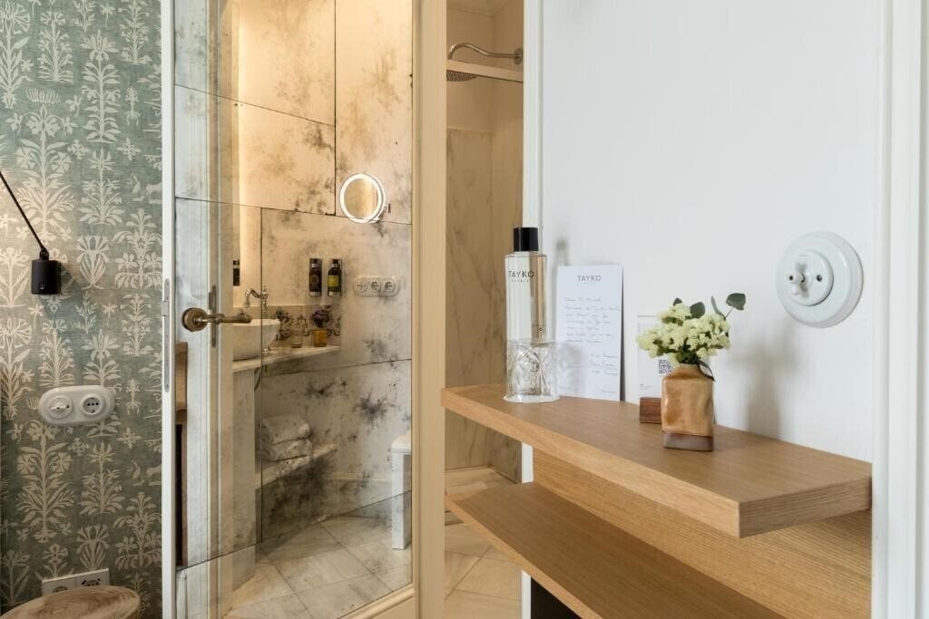 Imaginea Hotel Tayko Sevilla 2*