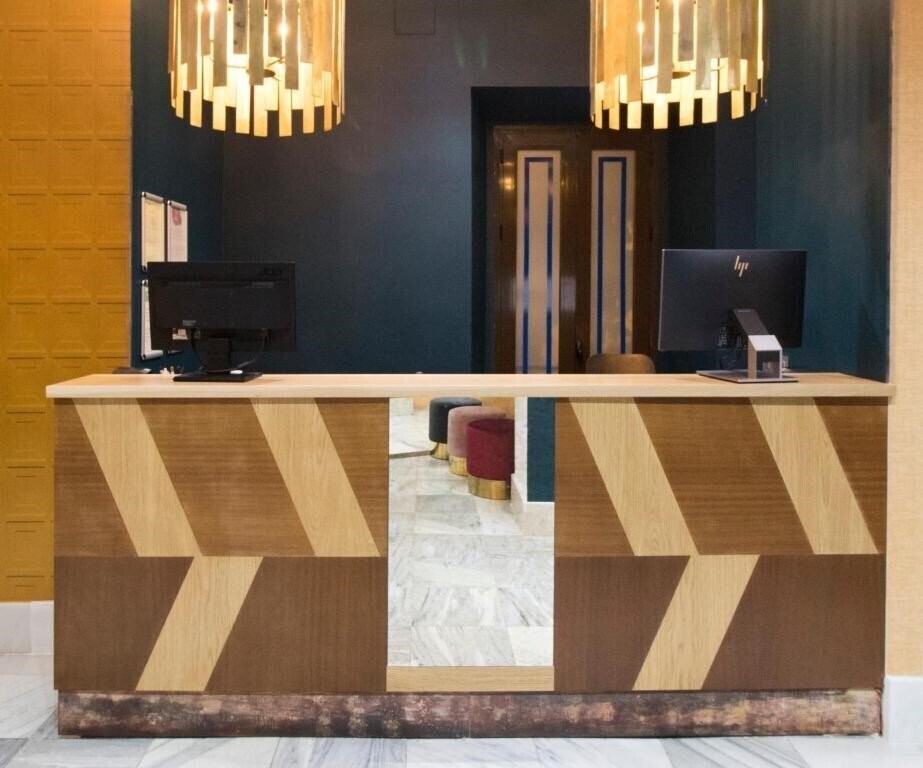 Fotografii Petit Palace Canalejas 2*