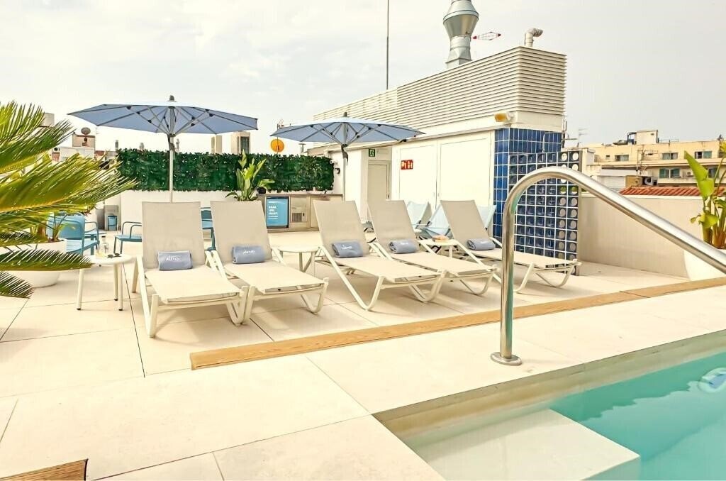 Hotel Alenti Sitges & Restaurant 4*