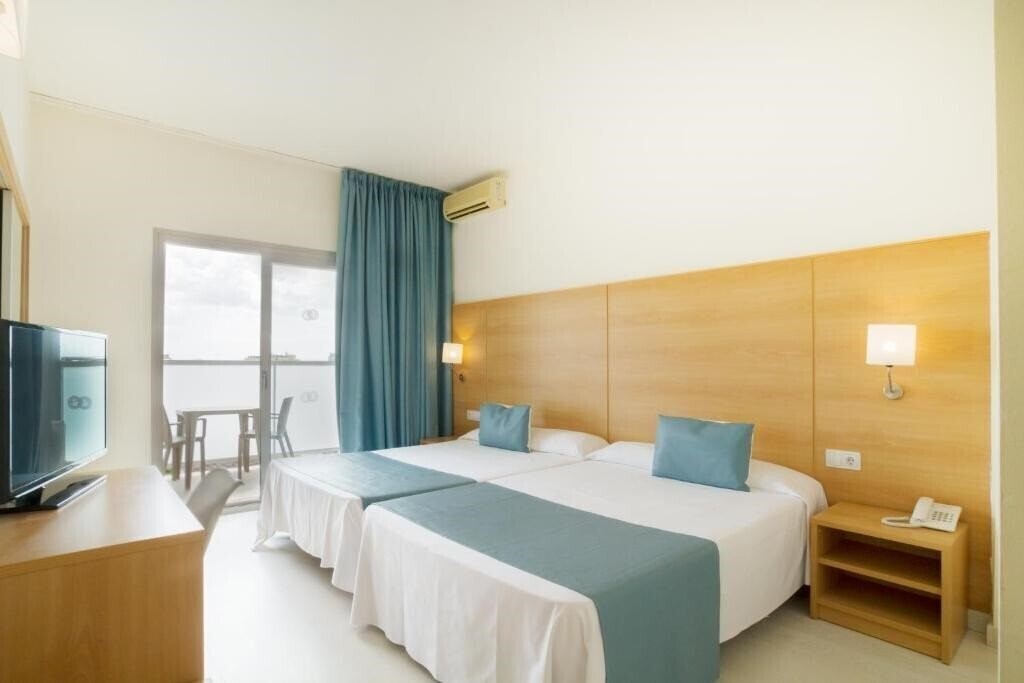 Фото Ibersol Playa Dorada 3*