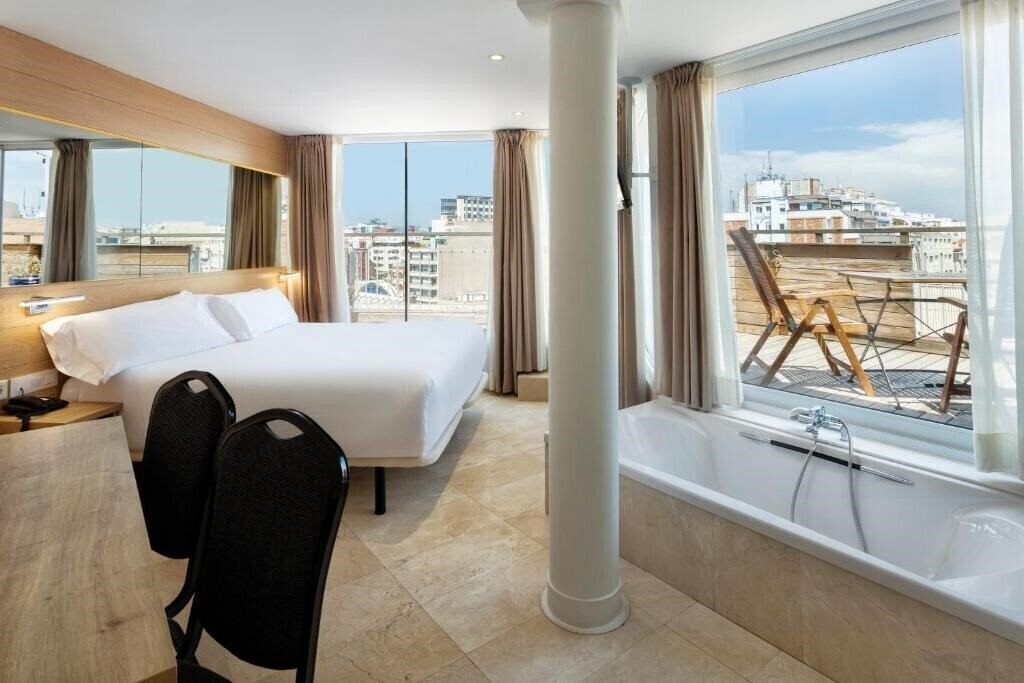 Hotel B&B Hotel Tarragona Centro Urbis (ex. Sercotel Urbis Centre) 3*