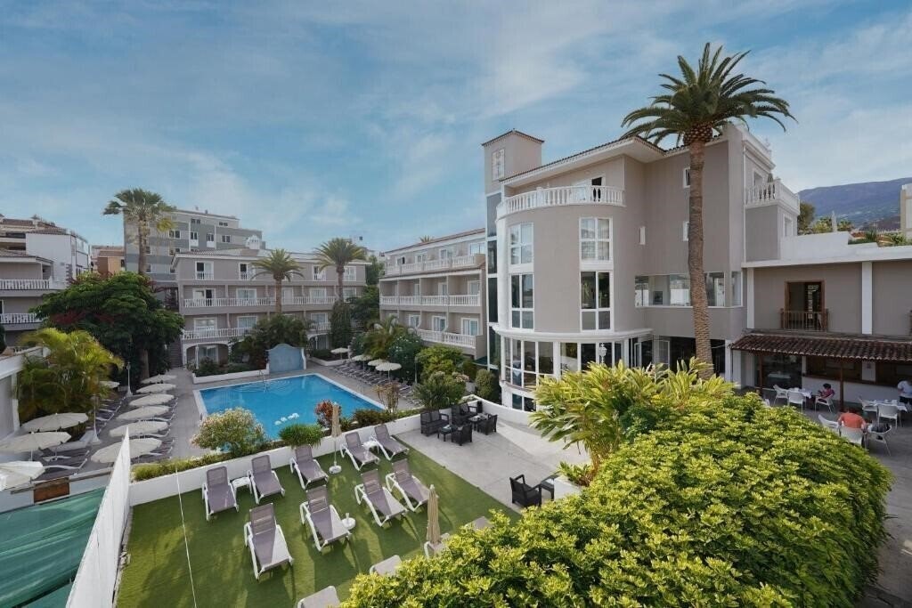 Hotel San Borondon 3*