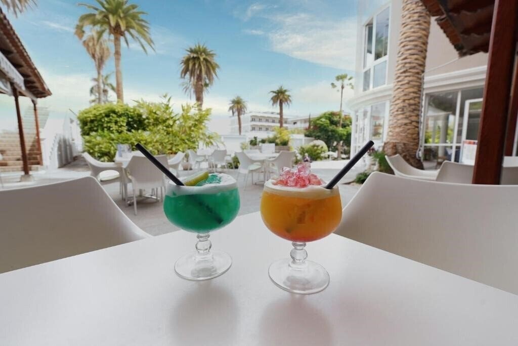 Imaginea San Borondon 3*