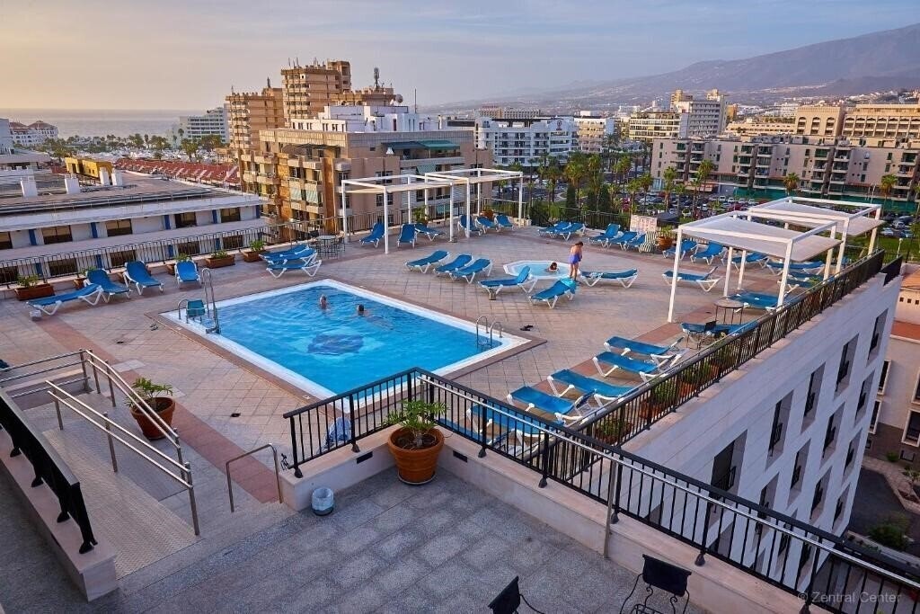 Hotel Zentral Center 4*