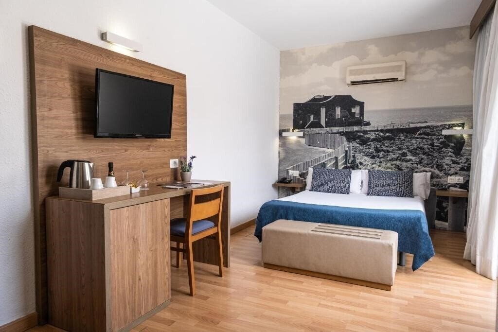 Hotel Hotel Adonis Plaza 3*