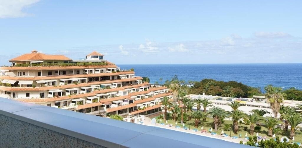 Отель Alua Tenerife (ex. Gema Gran Turquesa Playa) 4*