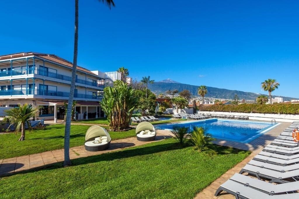 Hotel O7 Tenerife 4*