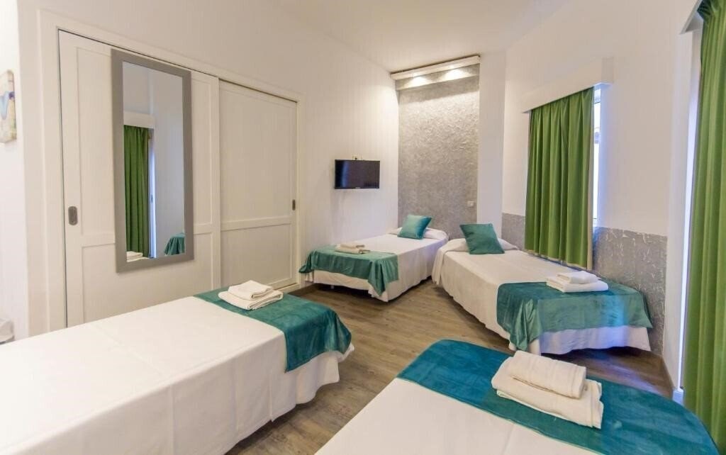 Fotografii Sun Holidays 1*