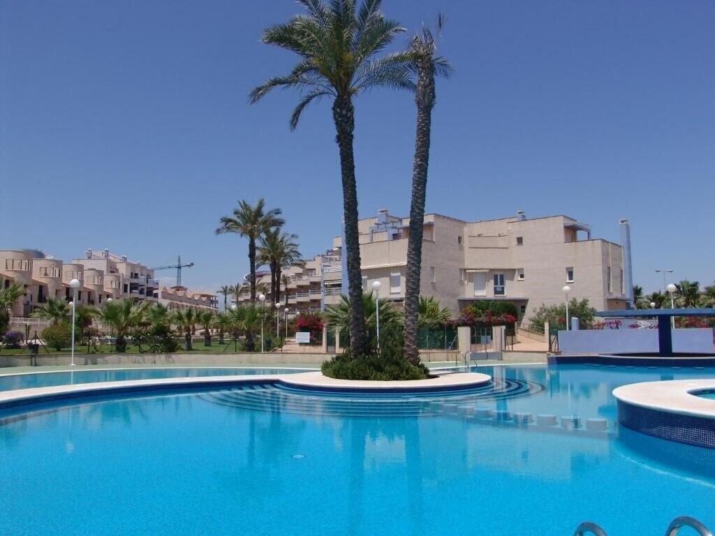Hotel Calas De Campoamor 2*