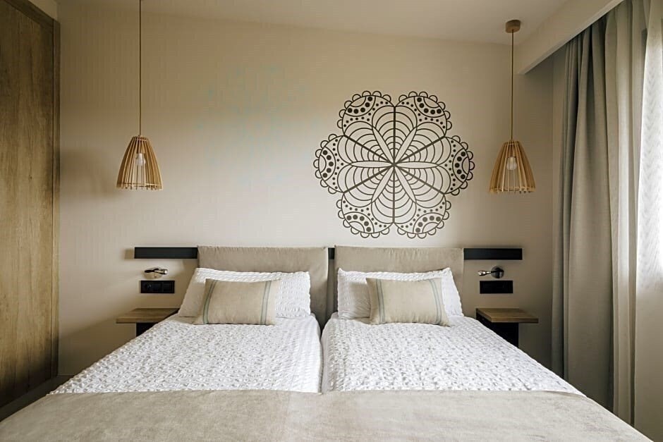 Imaginea Pola Giverola Resort 3*