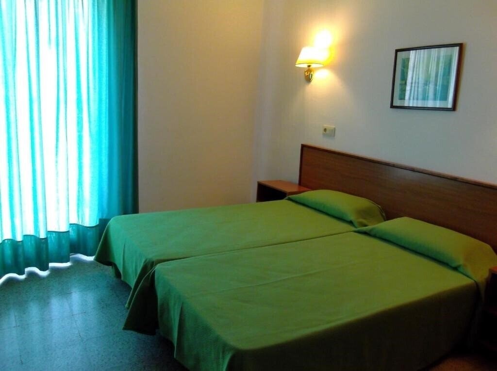 Fotografii Simeon 3*