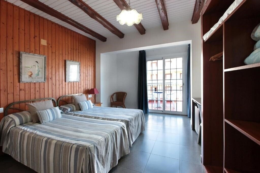 Fotografii Marblau Tossa 1*