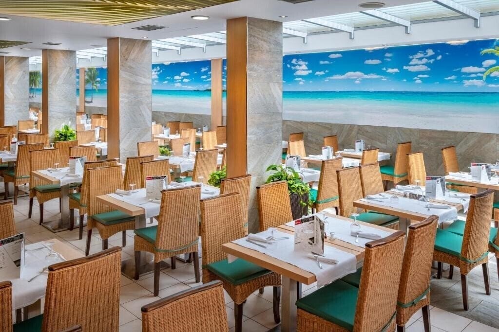 Fotografie GHT Oasis Tossa & SPA 4*