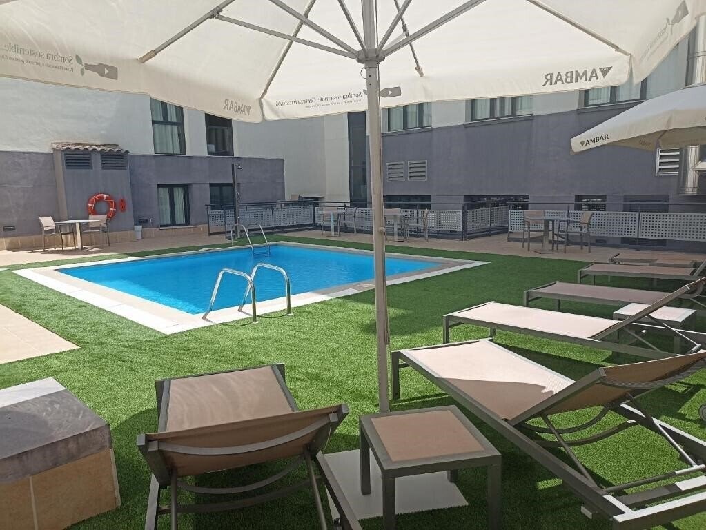 Hotel 4 Estrellas Superior (ex. Hotel Pedro I de Aragon) 3*