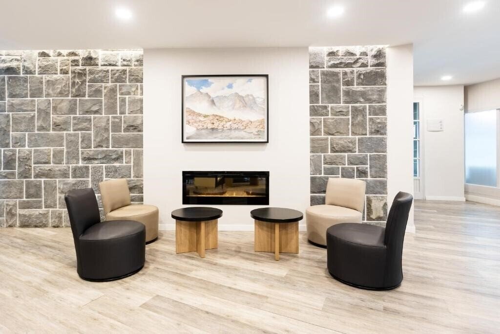 Fotografii Gran Hotel De Jaca 3*