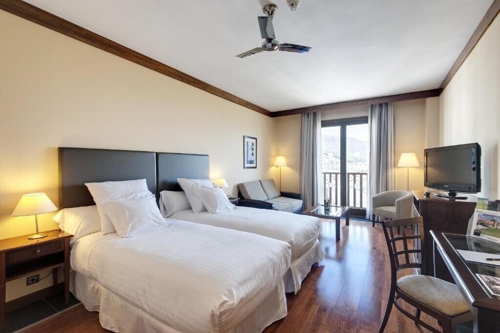 Fotografie Golf & SPA Real Badaguas Jaca (ex. Barcelo Jaca Golf & SPA, Barcelo Golf Hotel Jaca) 4*