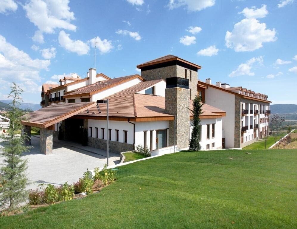 Imaginea Golf & SPA Real Badaguas Jaca (ex. Barcelo Jaca Golf & SPA, Barcelo Golf Hotel Jaca) 4*