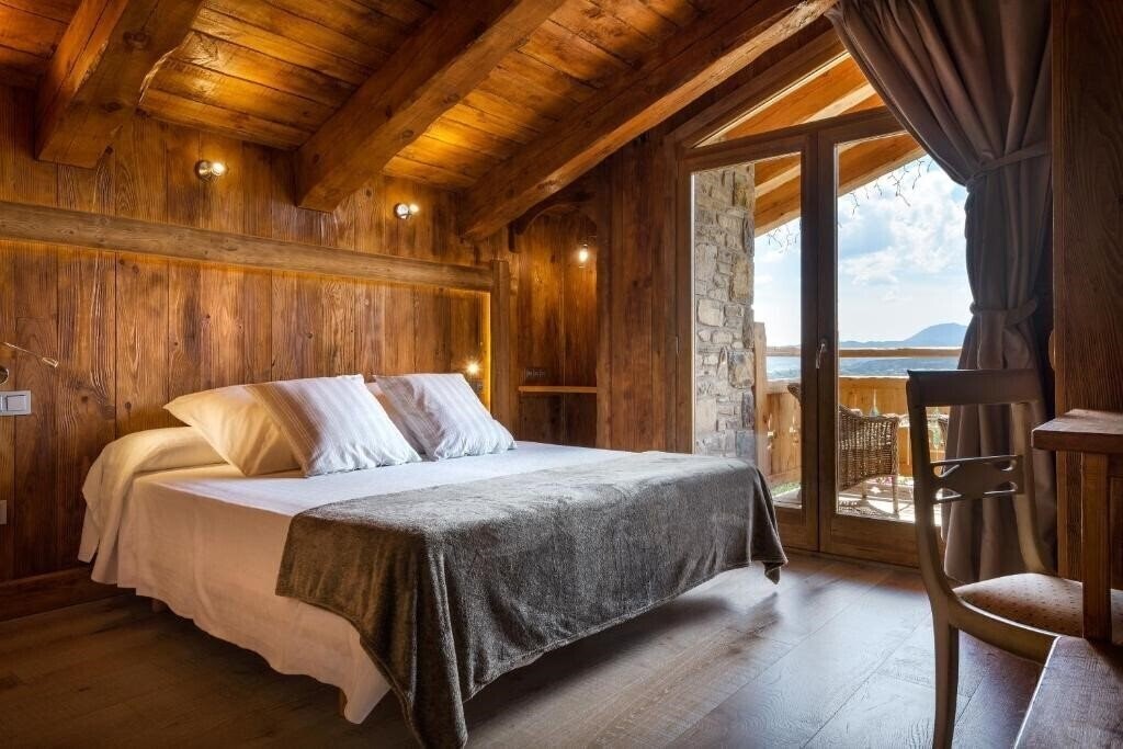 Imaginea Hotel Vinas De Larrede 4*