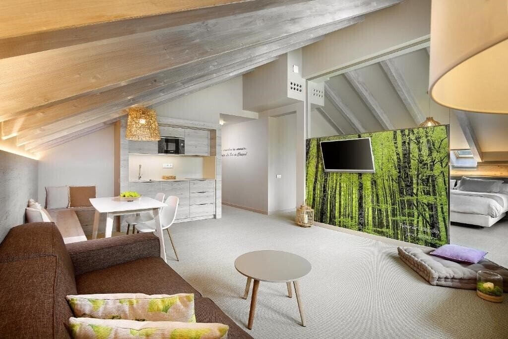 Imaginea Hotel Mediodia Plan 2*