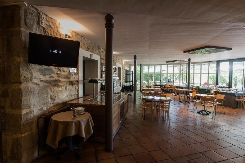 Imaginea Liguerre Enoturismo Camping & Bungalows 2*