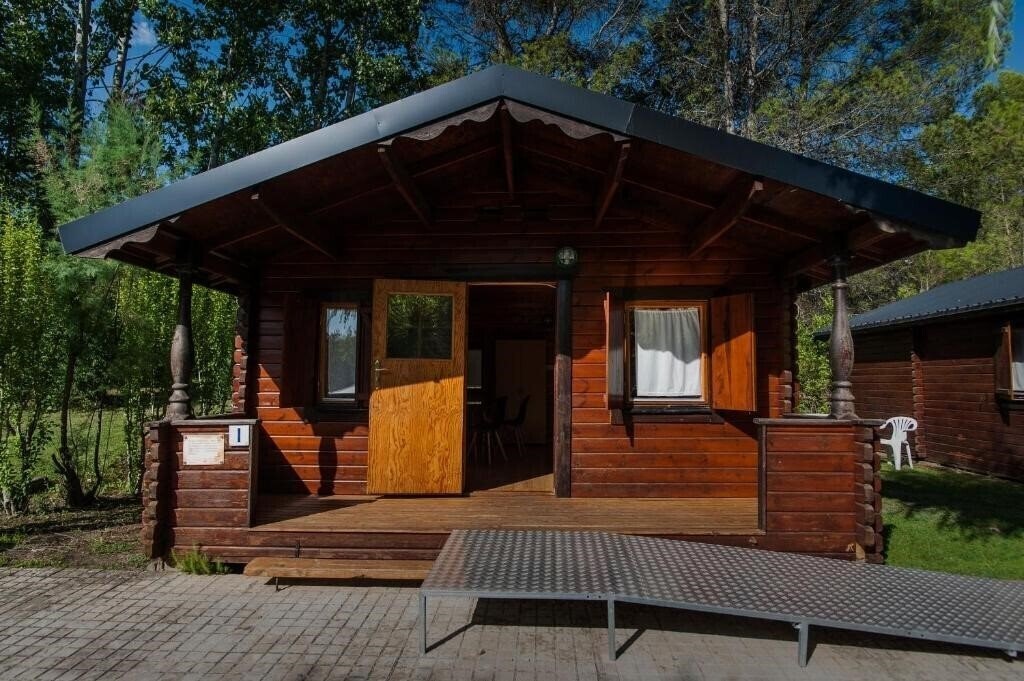 Imaginea Liguerre Enoturismo Camping & Bungalows 2*