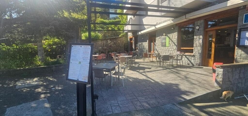 Imaginea Meson De L'Ainsa 2*