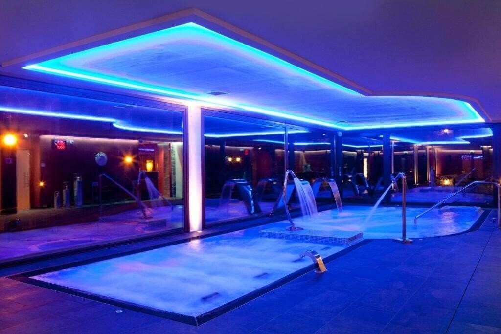 Imaginea Hotel & SPA Pena Montanesa 3*