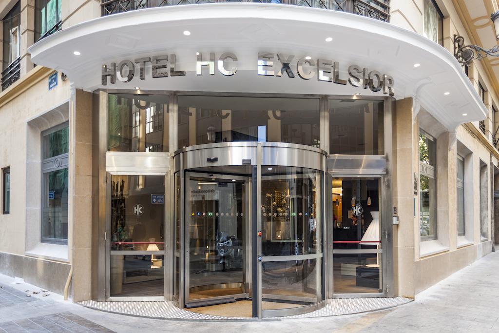 Отель Catalonia Excelsior 3*