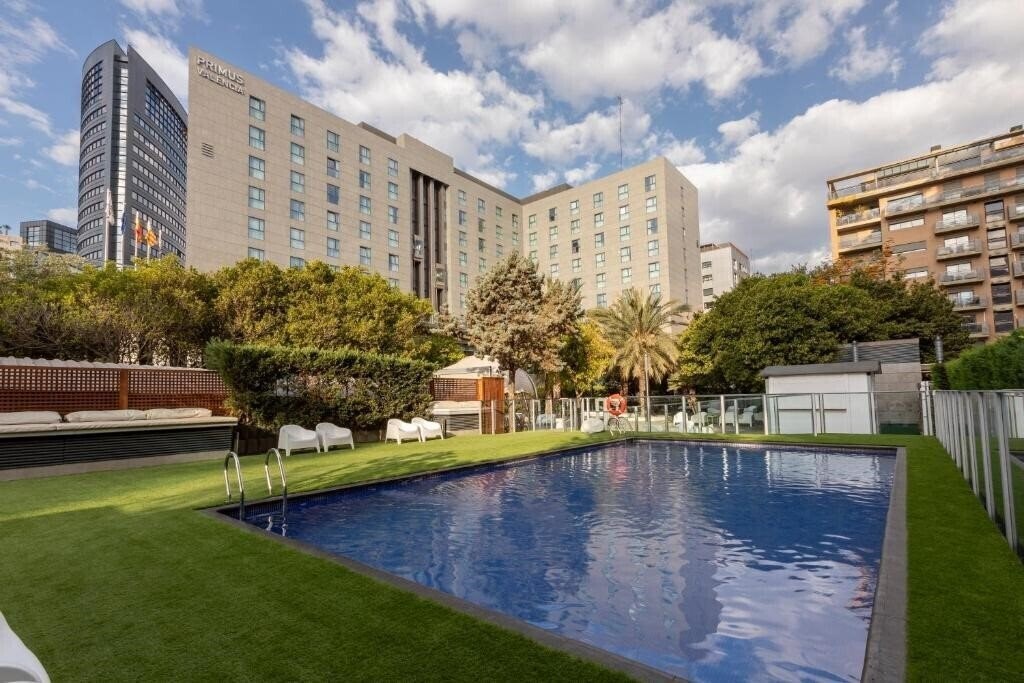 Отель Primus Valencia 4*