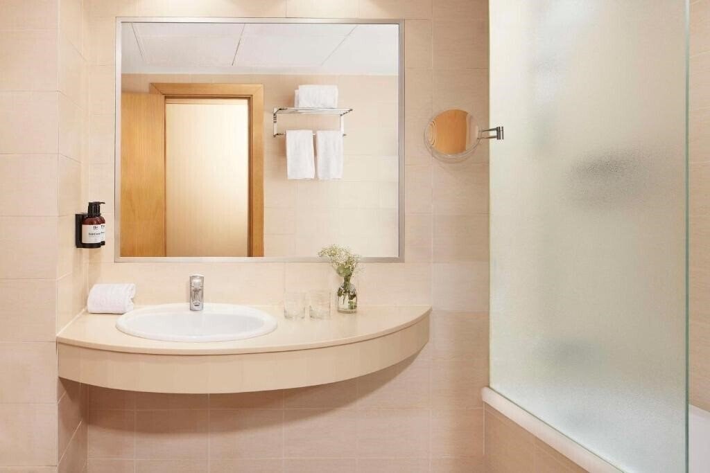 Фотография Nh Ciudad De Valencia 3*