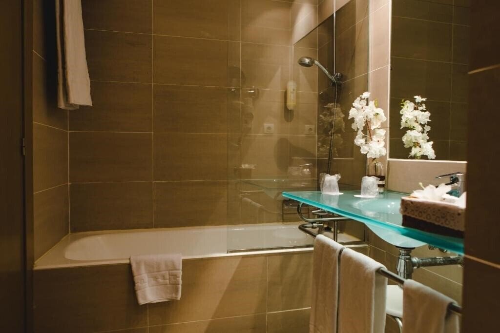 Imaginea Mas Camarena 4*