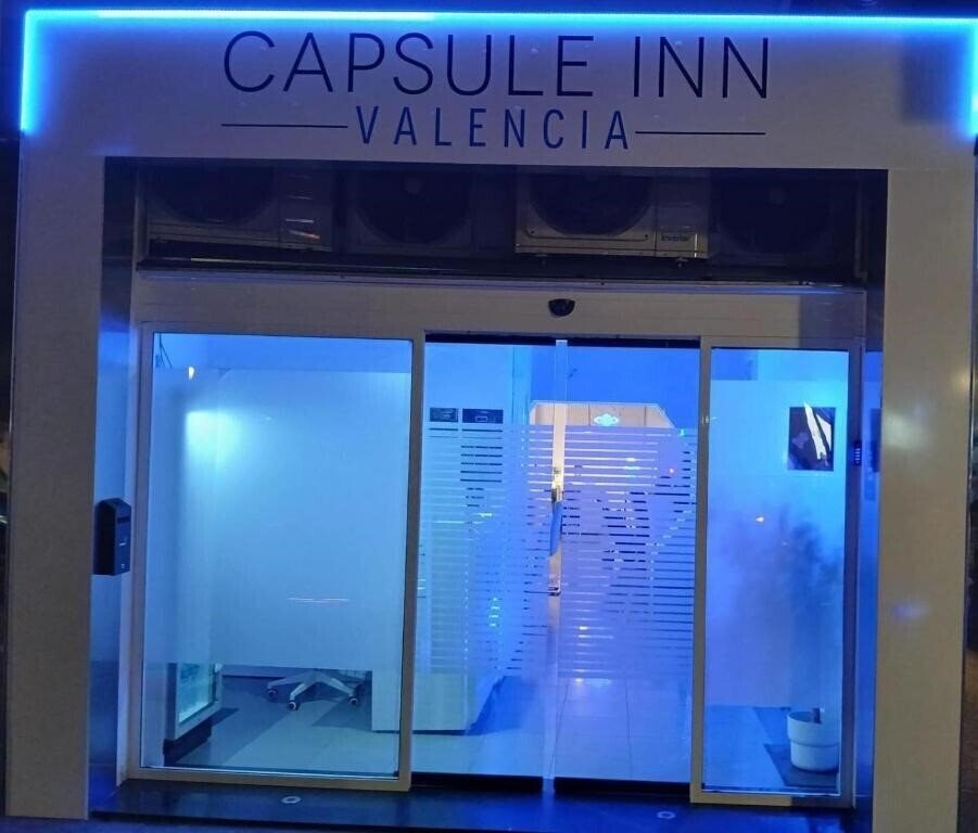 Imaginea Capsule Inn Valencia хостел