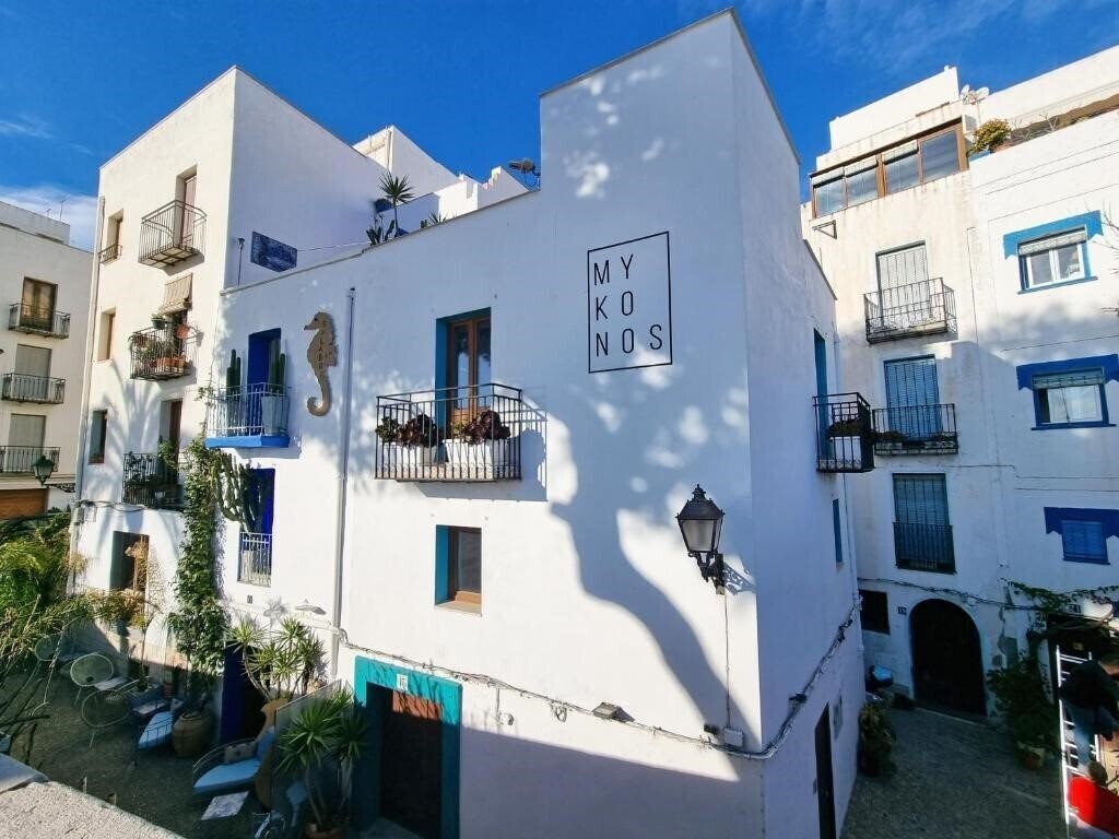 Hotel Apartamentos Mikonos 3000 2*