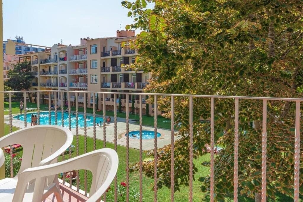 Imaginea Apartaments Turistics Comte D'Empuries (ex. Apts Gran Reserva) 2*