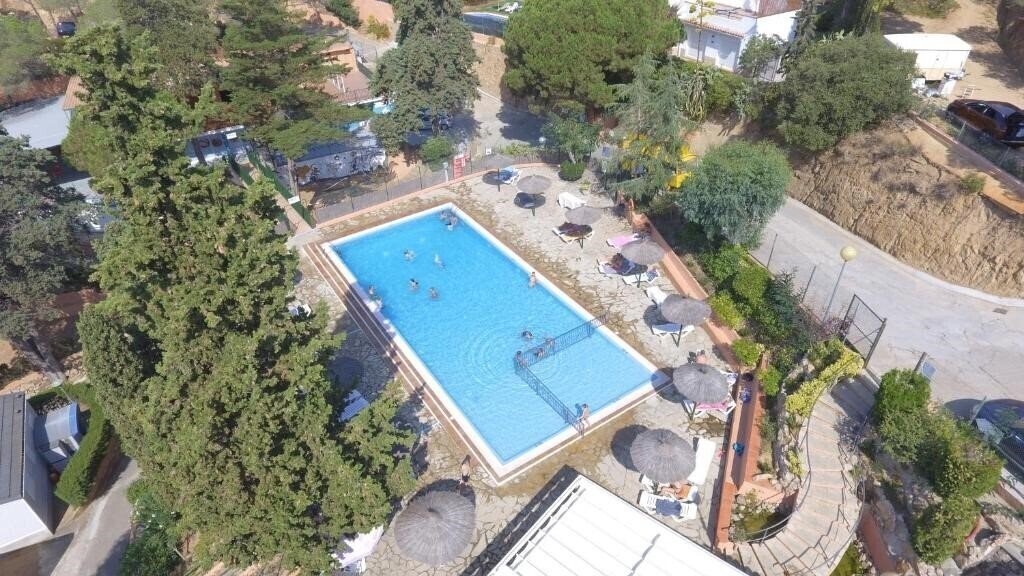 Hotel Camping Senia Cala Canyelles (ex. Camping Cala Canyelles) 3*