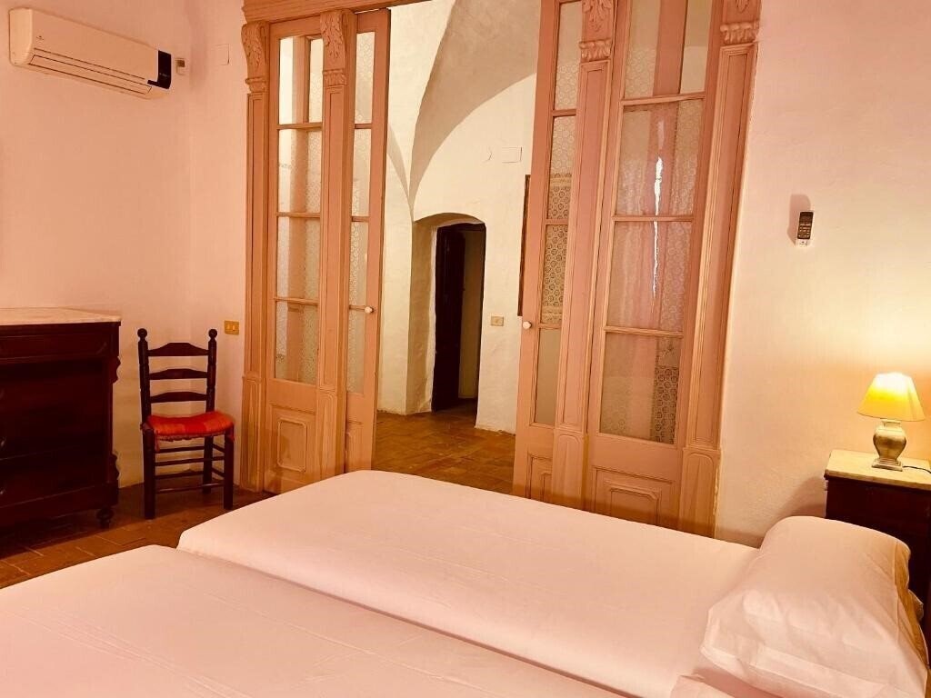 Картинка Apartaments Can Gibert 3*