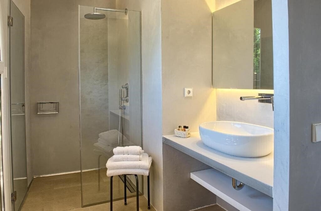 Imaginea Hostalet De Begur 2*