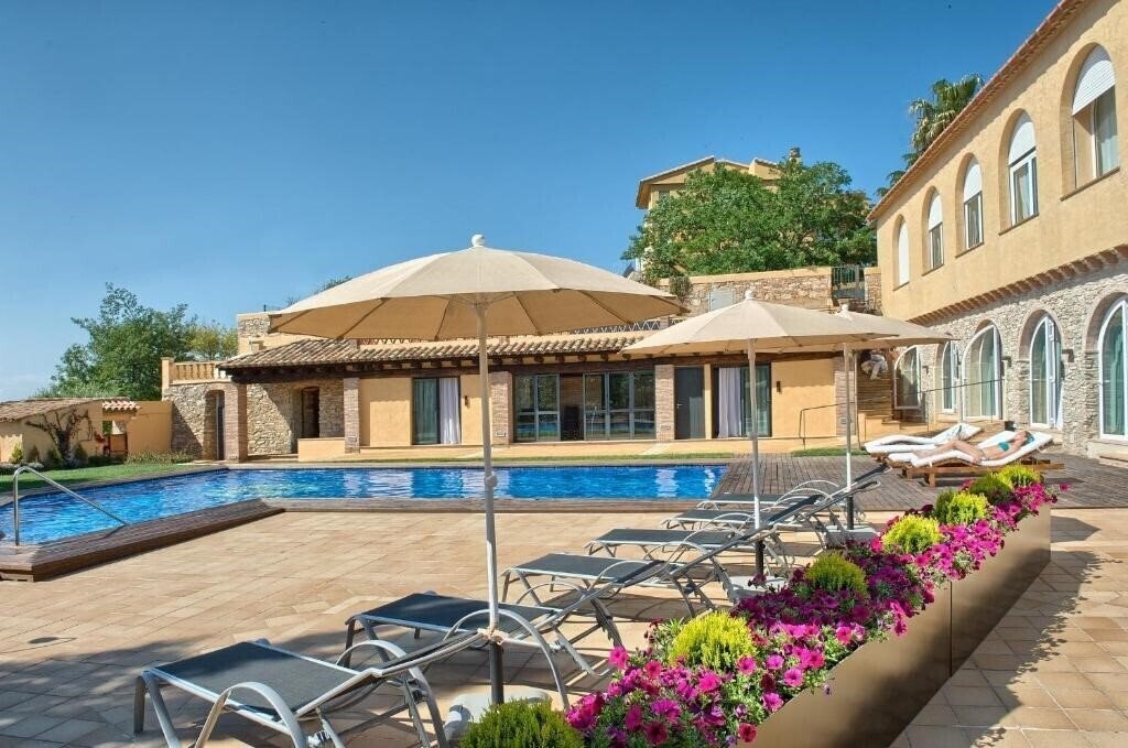 Hotel Hostalet De Begur 2*