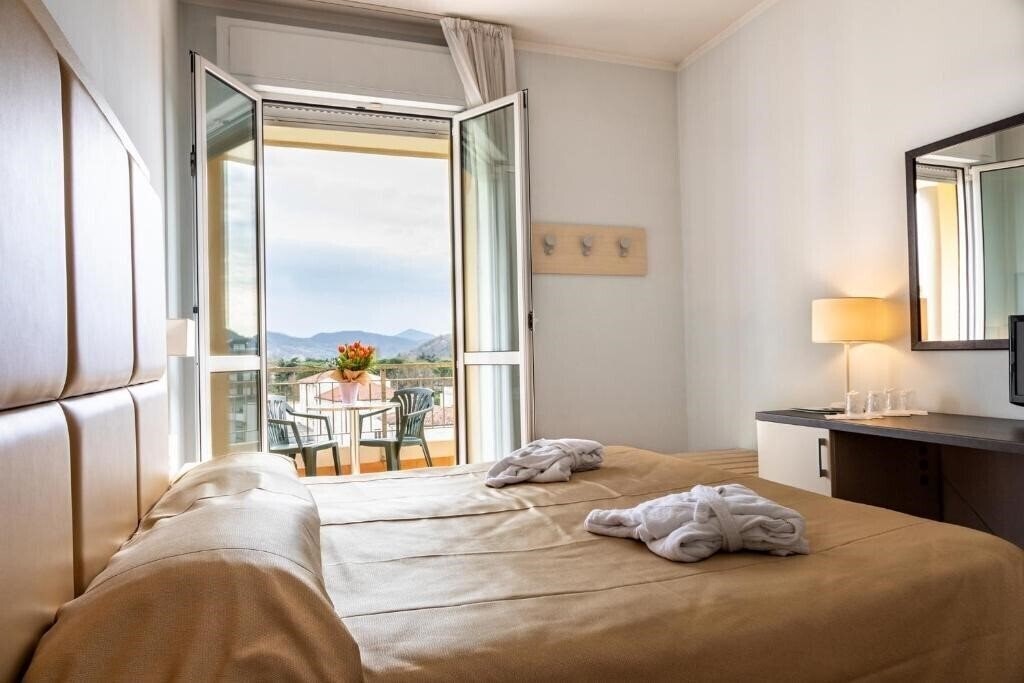Fotografii Columbia Terme 3*
