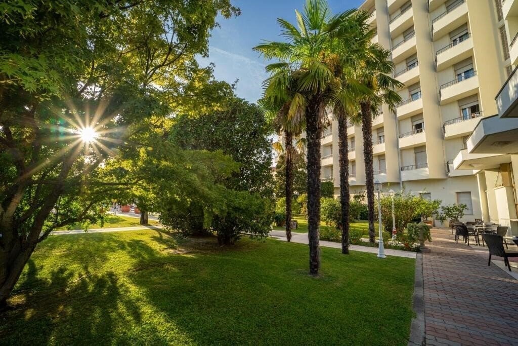 Imaginea Ariston Molino Buja 4*