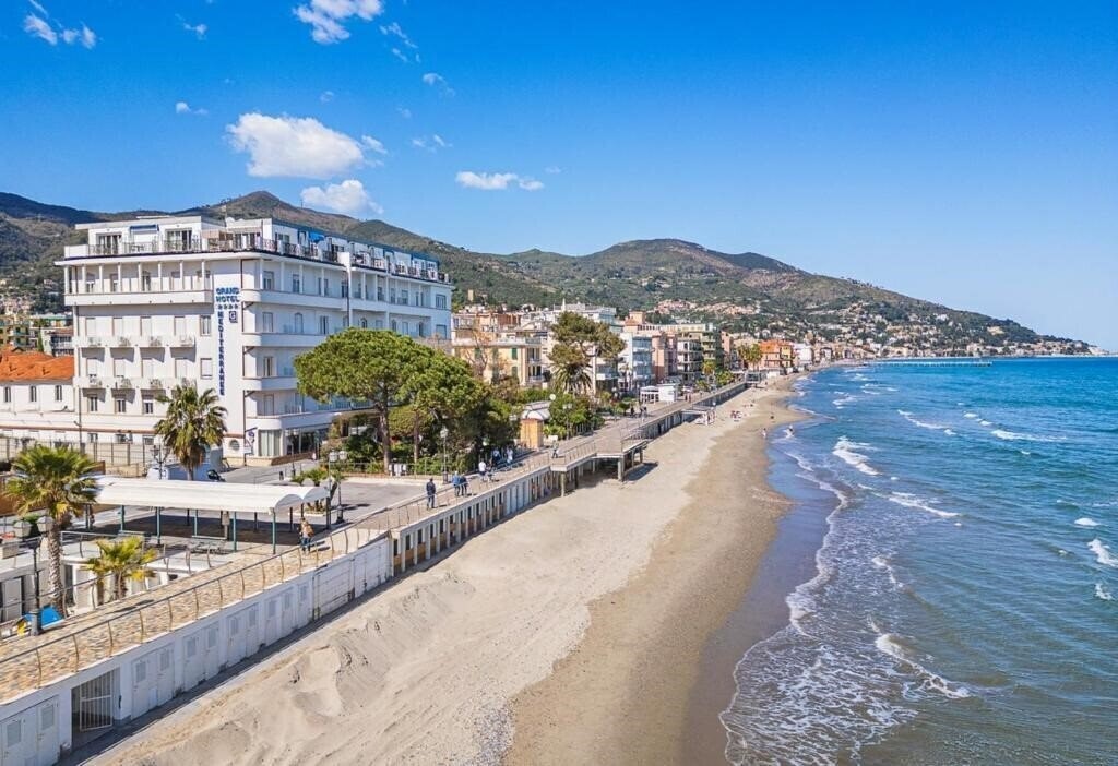 Hotel Grand Hotel Mediterranee 4*