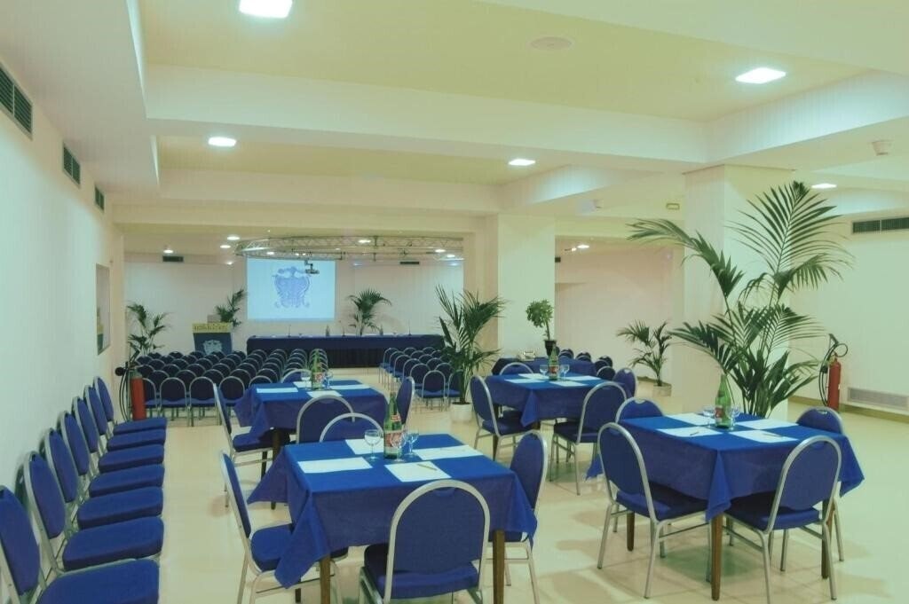 Фото Reginna Palace 4*