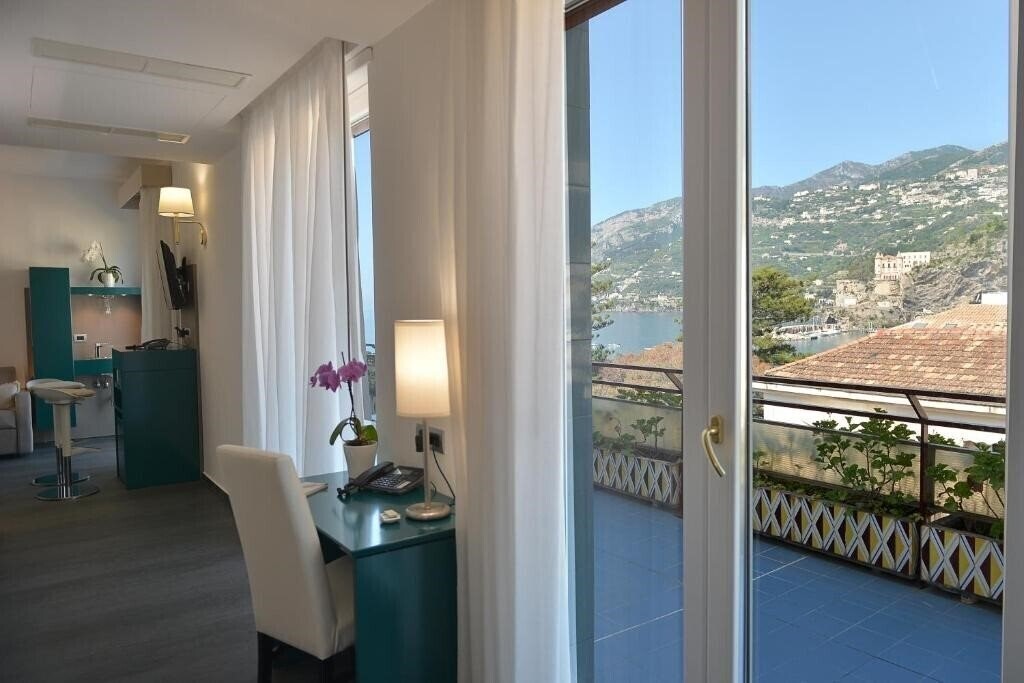 Картинка Reginna Palace 4*
