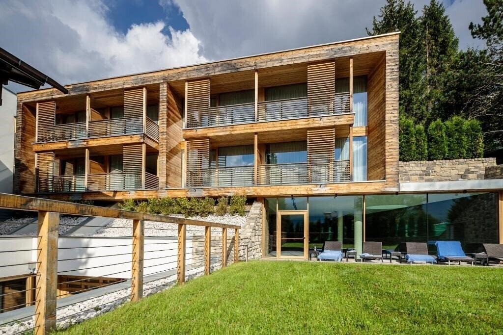 Fotografii Lajadira 4*