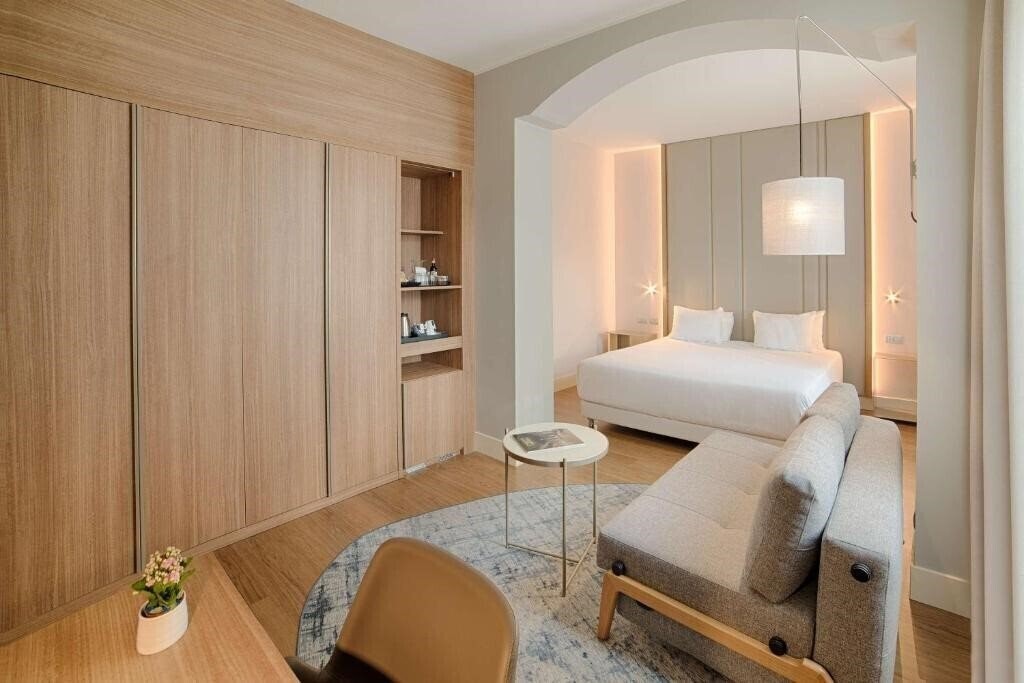 Hotel Nh Bologna De La Gare 4*