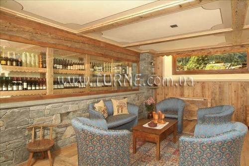 Отель La Rouja 3*