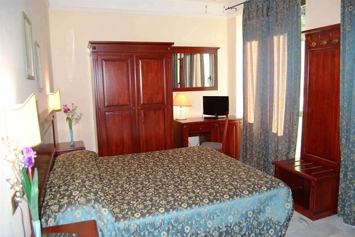 Отель Astor 3*