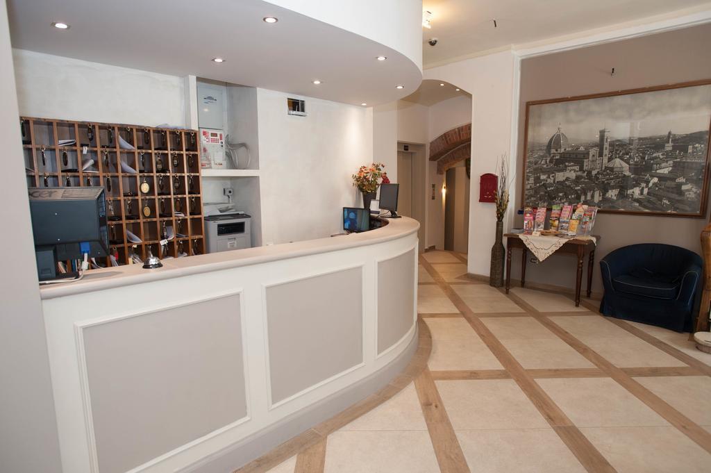 Hotel Albergo Firenze 3*