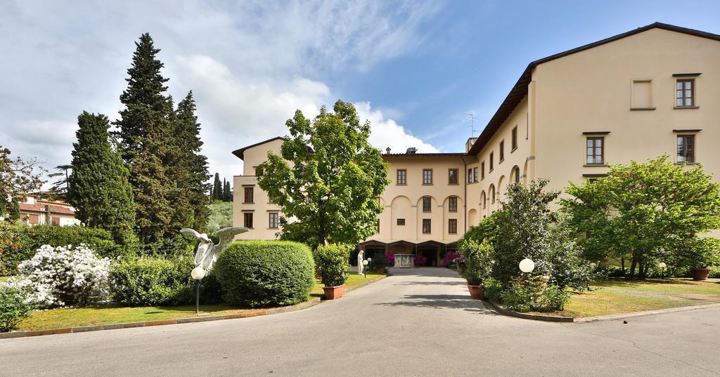 Hotel Villa Gabriele D'Annunzio 4*