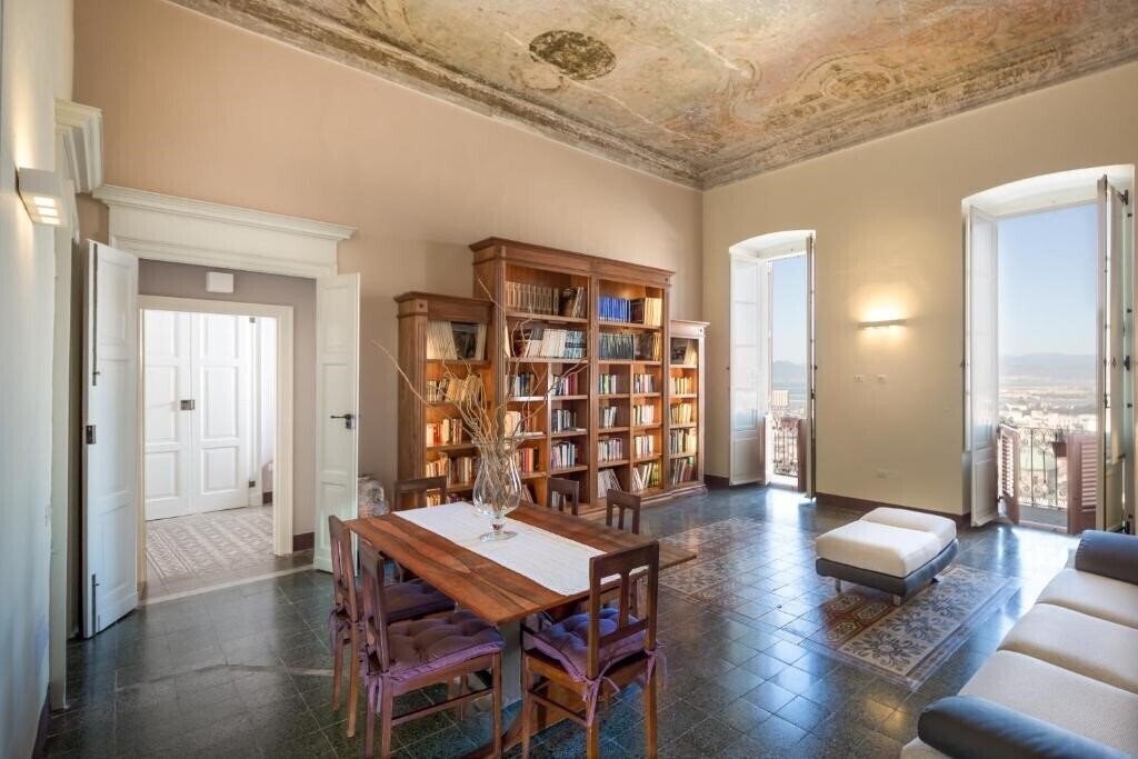 Hotel Relais Santa Croce 5*